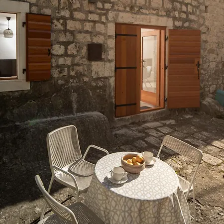 Charming Petrus **** Apartment *